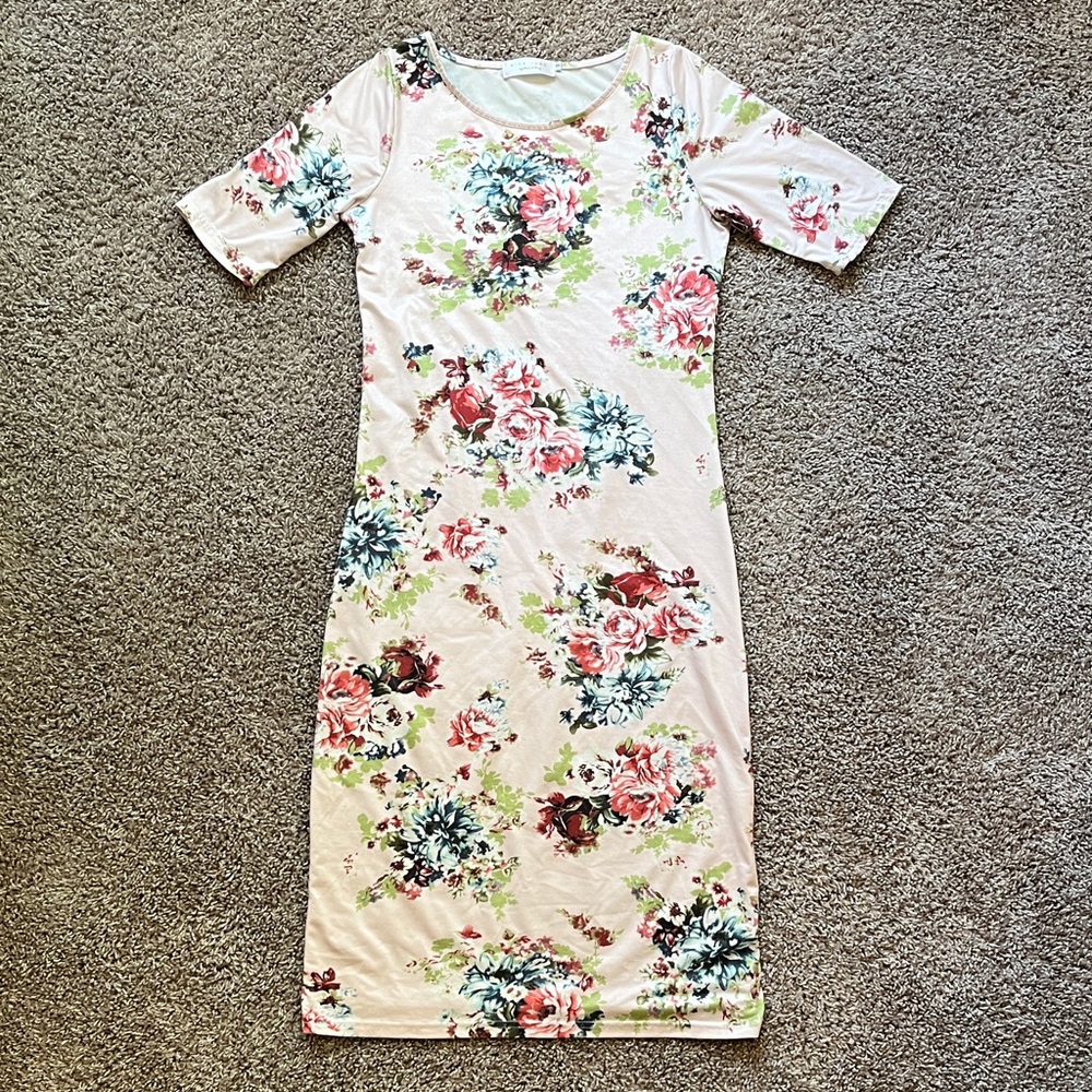 Sign Here Floral Light Pink Midi Dress